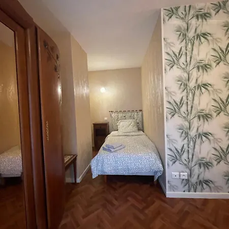 Sensation, 2 Lits Pour 3 Personnes, Avec Salle De Bain Privative Alojamento de Acomodação e Pequeno-almoço *